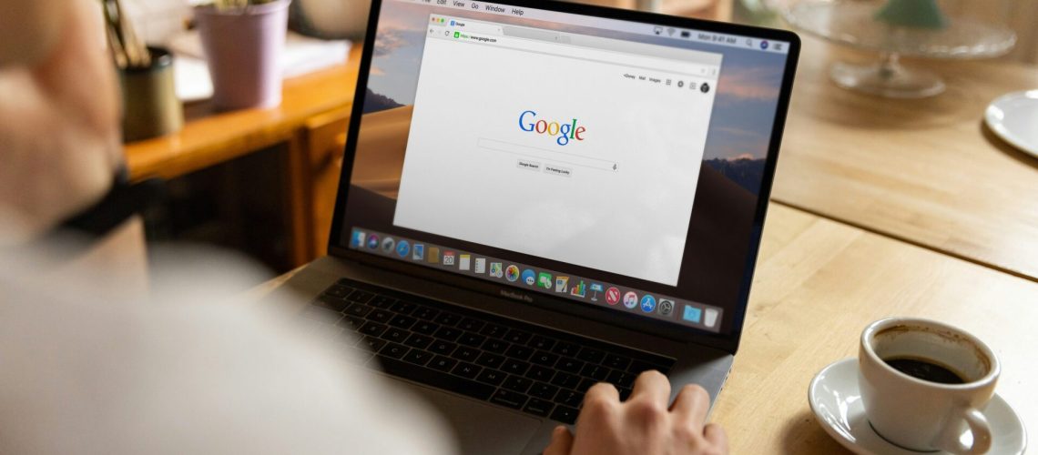 איך מכינים את האתר ל-Google AI Overviews